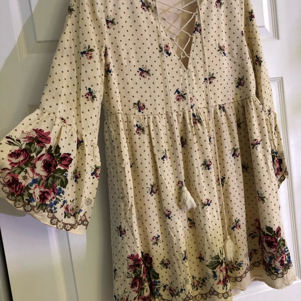 Dress - Picture 2 of 3